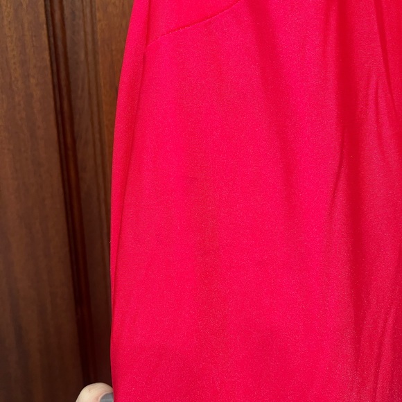 La Femme Prom 30665 Neon Coral Size 6 - Picture 14 of 15